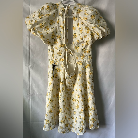 New ASTR The Label Mini Dress NWT  Floral Yellow Wedding Guest Garden Party - Picture 3 of 5
